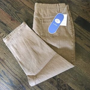 Diane Gilman Jeans NWT